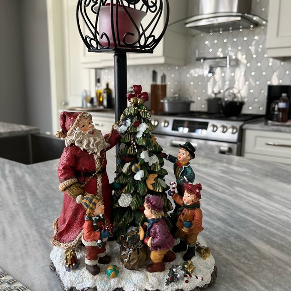 Traditional Santa Claus and friends Christmas  decor holds a candle really nice - Picture 3 of 14